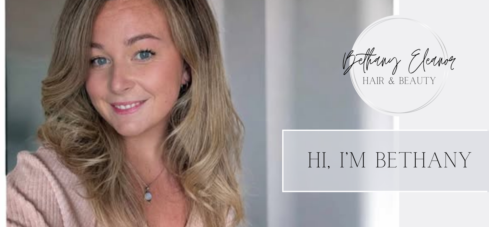 Image of Bethany Eleanor at a Christmas event applying hair tinsel