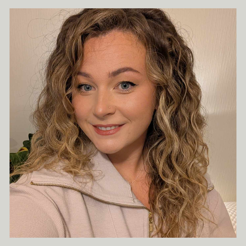 Image of Bethany Eleanor a Mobile hair stylist based in Port Talbot